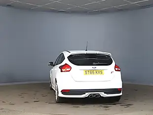 Used 2016 Ford Focus ST-2 White - Interior and Exterior details 10