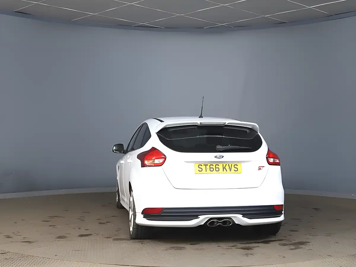Used 2016 Ford Focus ST-2 White - Interior and Exterior details 10
