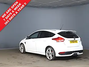Used 2016 Ford Focus ST-2 White - Interior and Exterior details 3