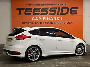 Used 2016 Ford Focus ST-2 White - Interior and Exterior details 7