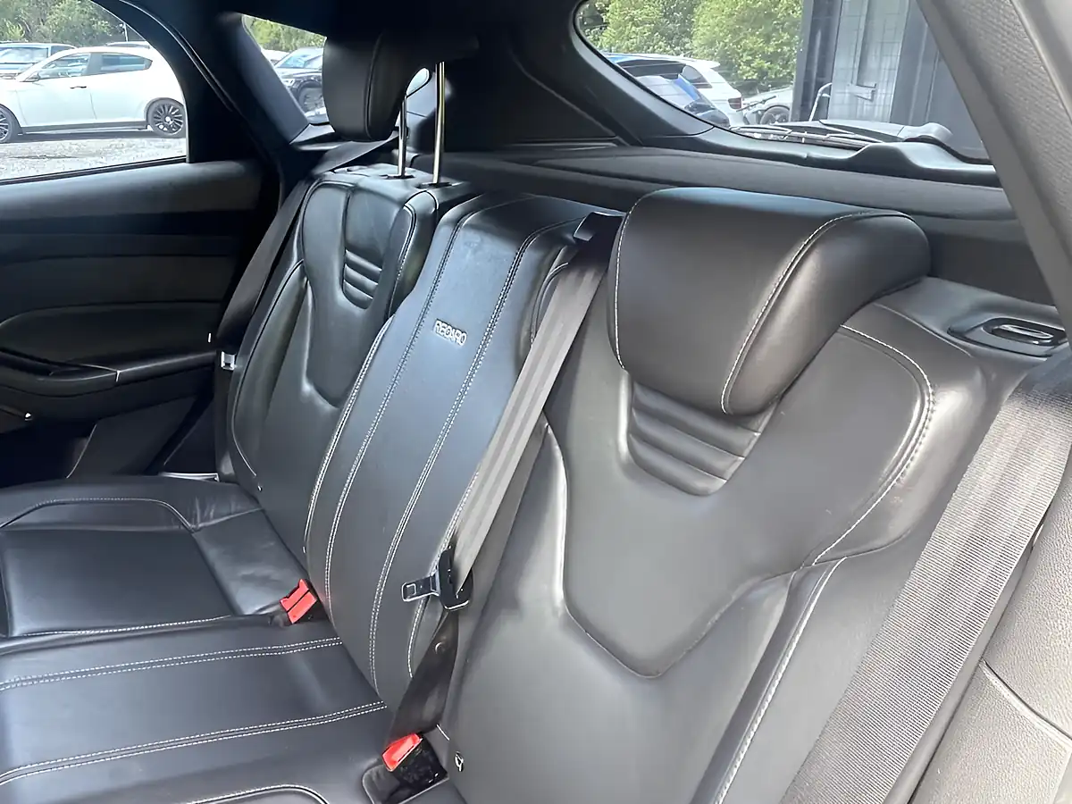 Used 2016 Ford Focus ST-3 Black - Interior and Exterior details 15