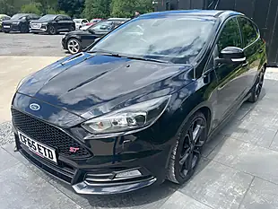 Used 2016 Ford Focus ST-3 Black - Interior and Exterior details 17