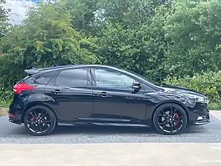 Used 2016 Ford Focus ST-3 Black - Interior and Exterior details 3