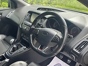 Used 2016 Ford Focus ST-3 Black - Interior and Exterior details 8