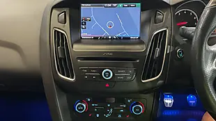 Used 2016 Ford Focus ST-3 Black - Interior and Exterior details 12