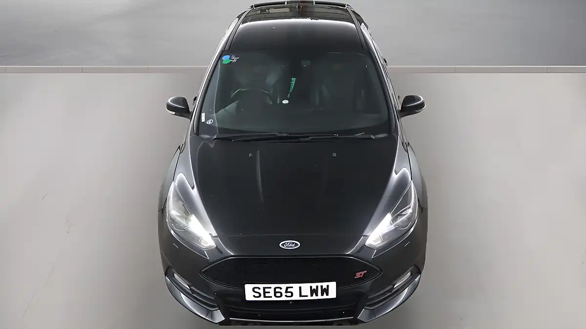 Used 2016 Ford Focus ST-3 Black - Interior and Exterior details 7