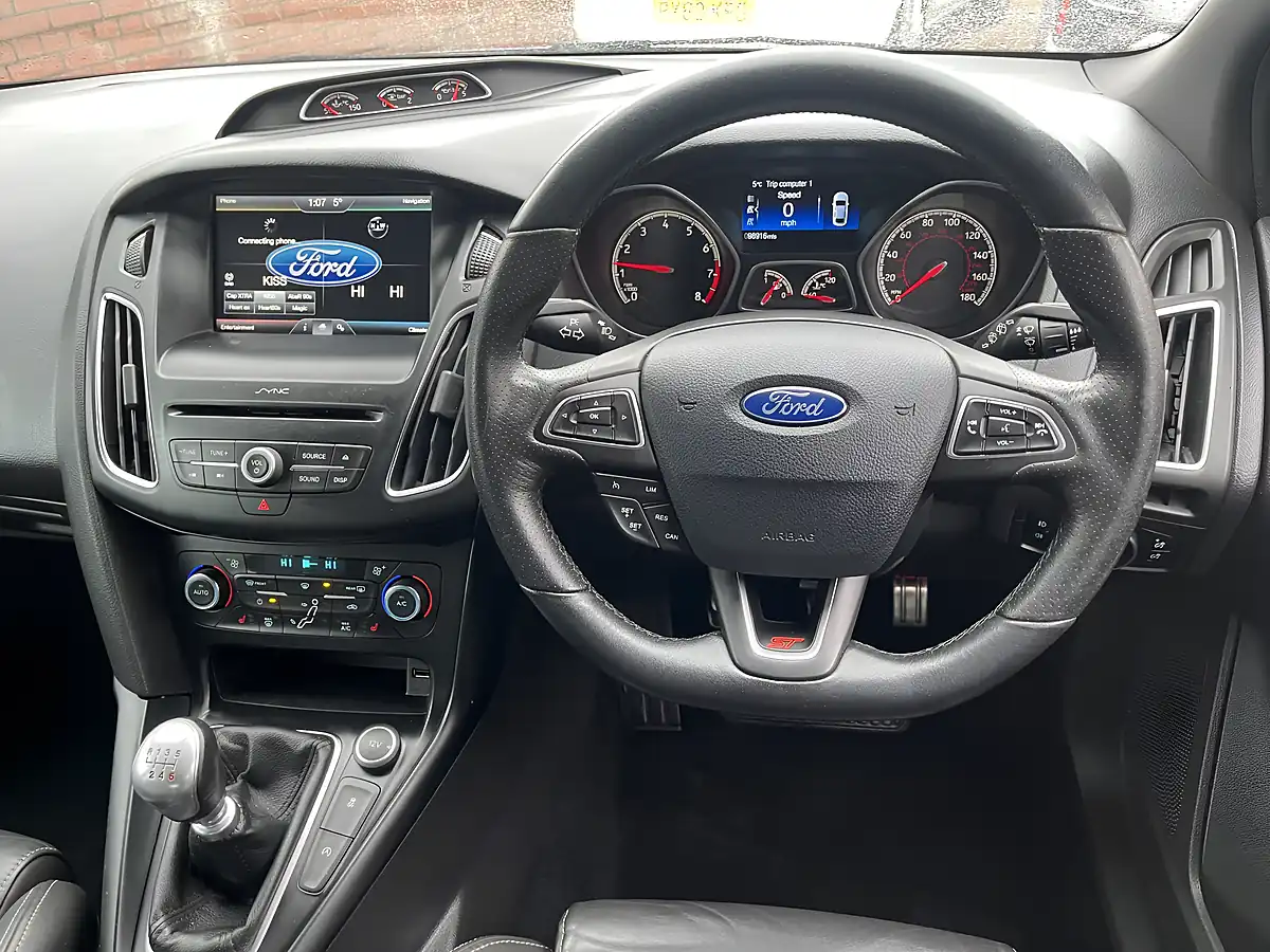 Used 2016 Ford Focus ST-3 Blue - Interior and Exterior details 12