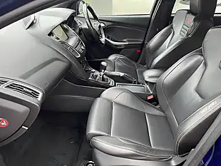 Used 2016 Ford Focus ST-3 Blue - Interior and Exterior details 8