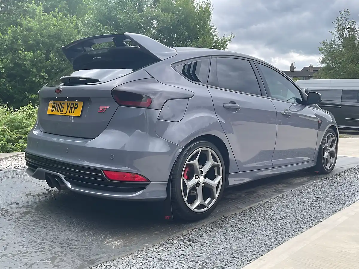 Used 2016 Ford Focus ST-3 Grey - Interior and Exterior details 18