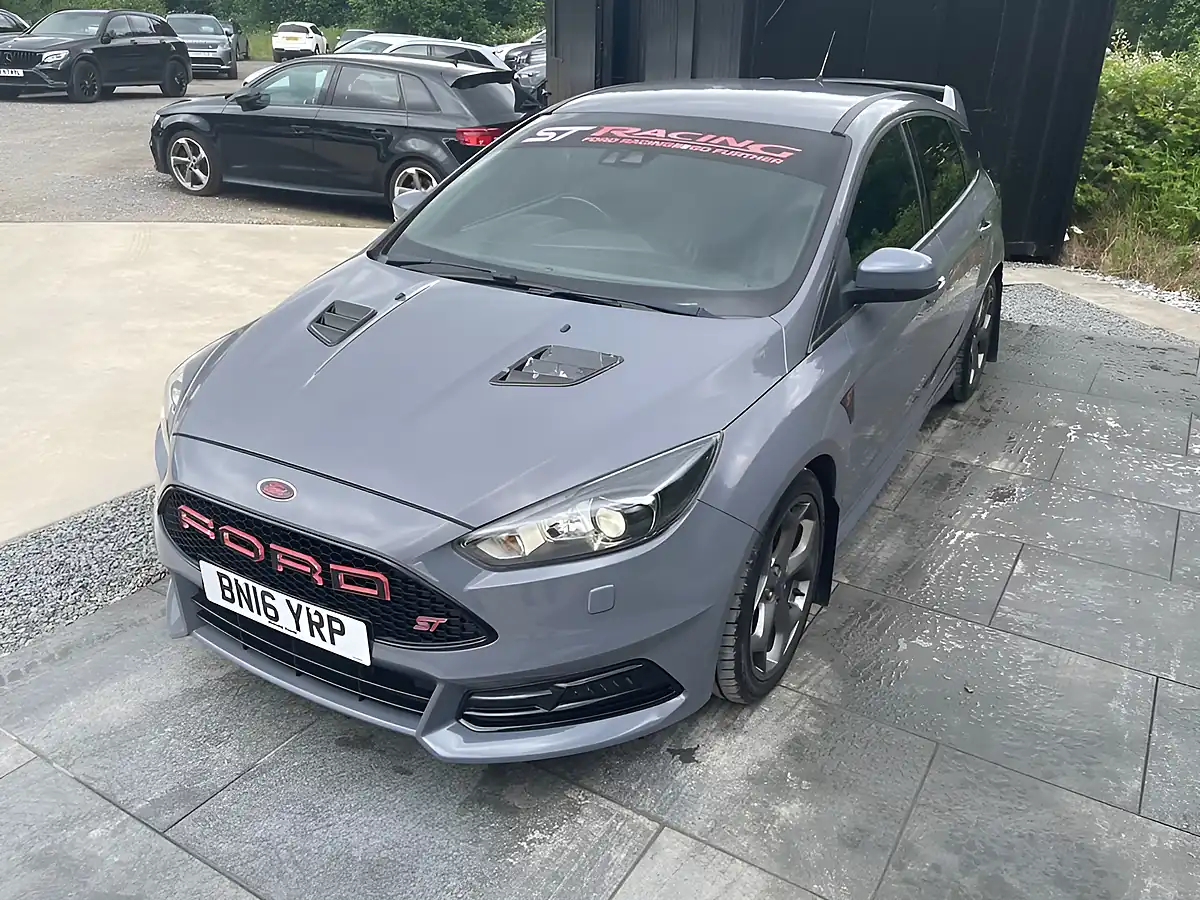 Used 2016 Ford Focus ST-3 Grey - Interior and Exterior details 20