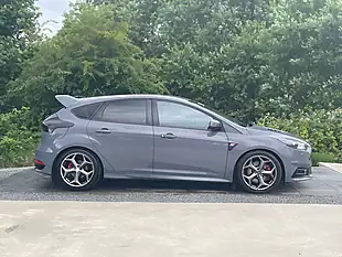 Used 2016 Ford Focus ST-3 Grey - Interior and Exterior details 3