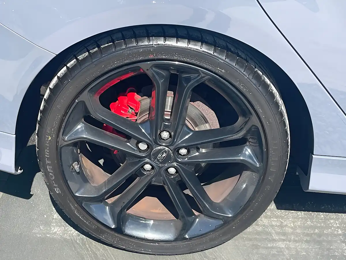 Used 2016 Ford Focus ST-3 Grey - Interior and Exterior details 3