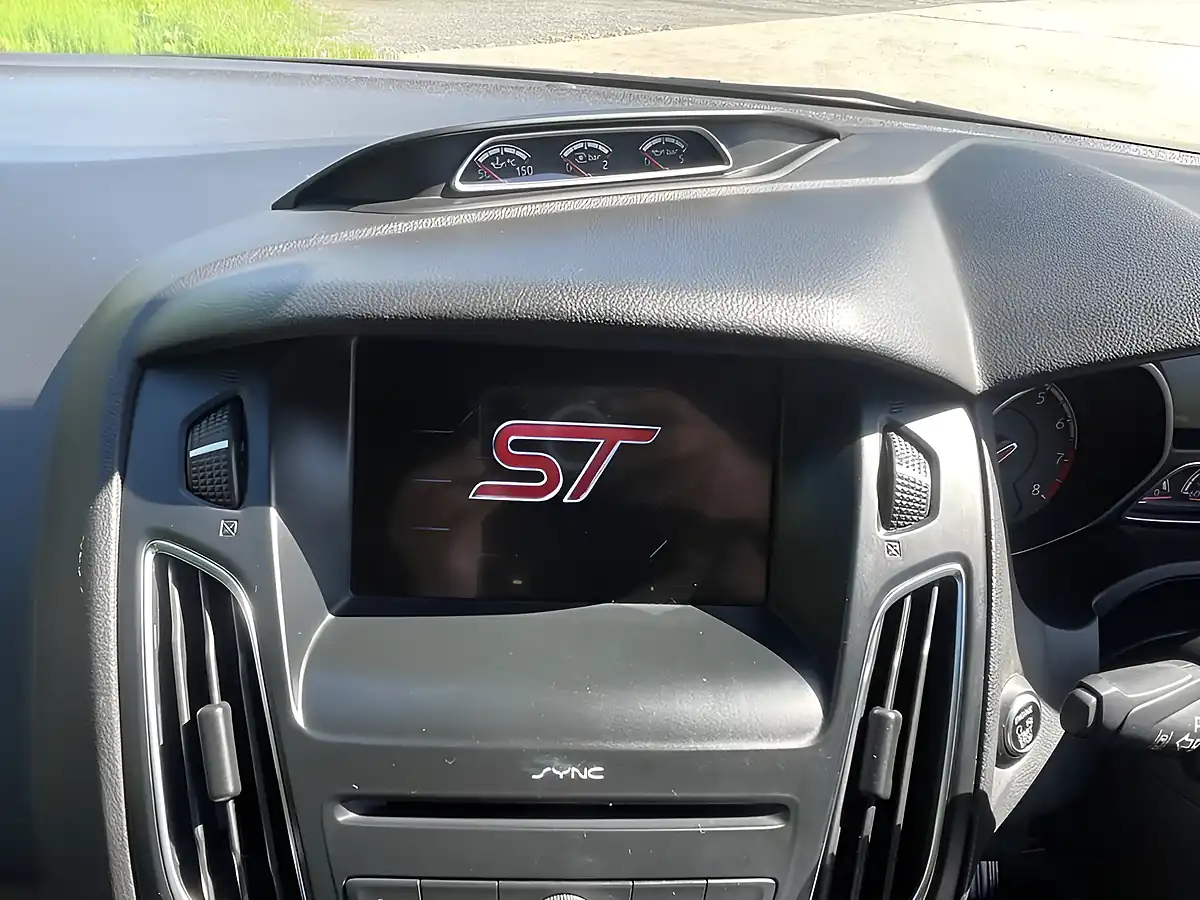 Used 2016 Ford Focus ST-3 Grey - Interior and Exterior details 8