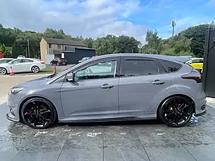 Used 2016 Ford Focus ST-3 Grey - Interior and Exterior details 10