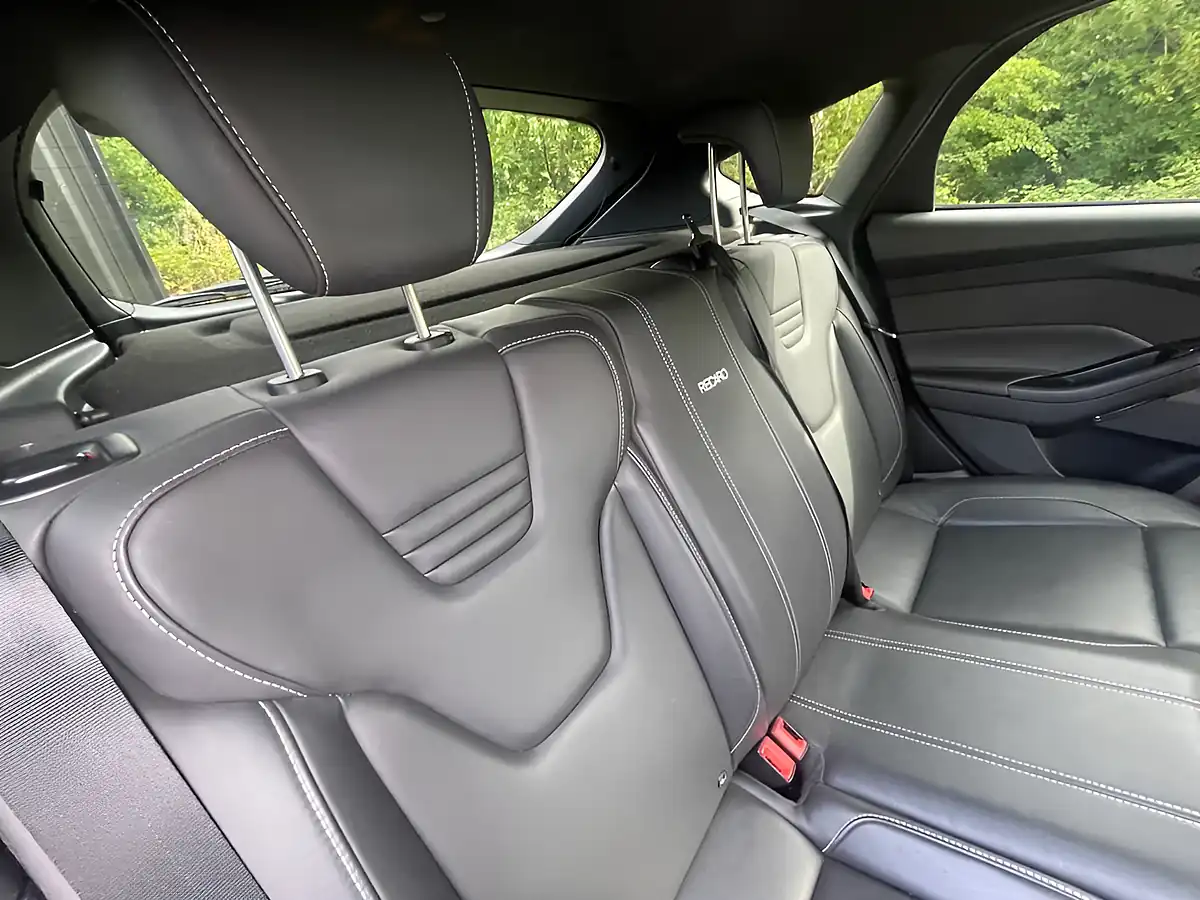Used 2016 Ford Focus ST-3 Grey - Interior and Exterior details 13