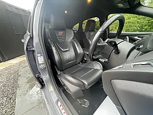 Used 2016 Ford Focus ST-3 Grey - Interior and Exterior details 9