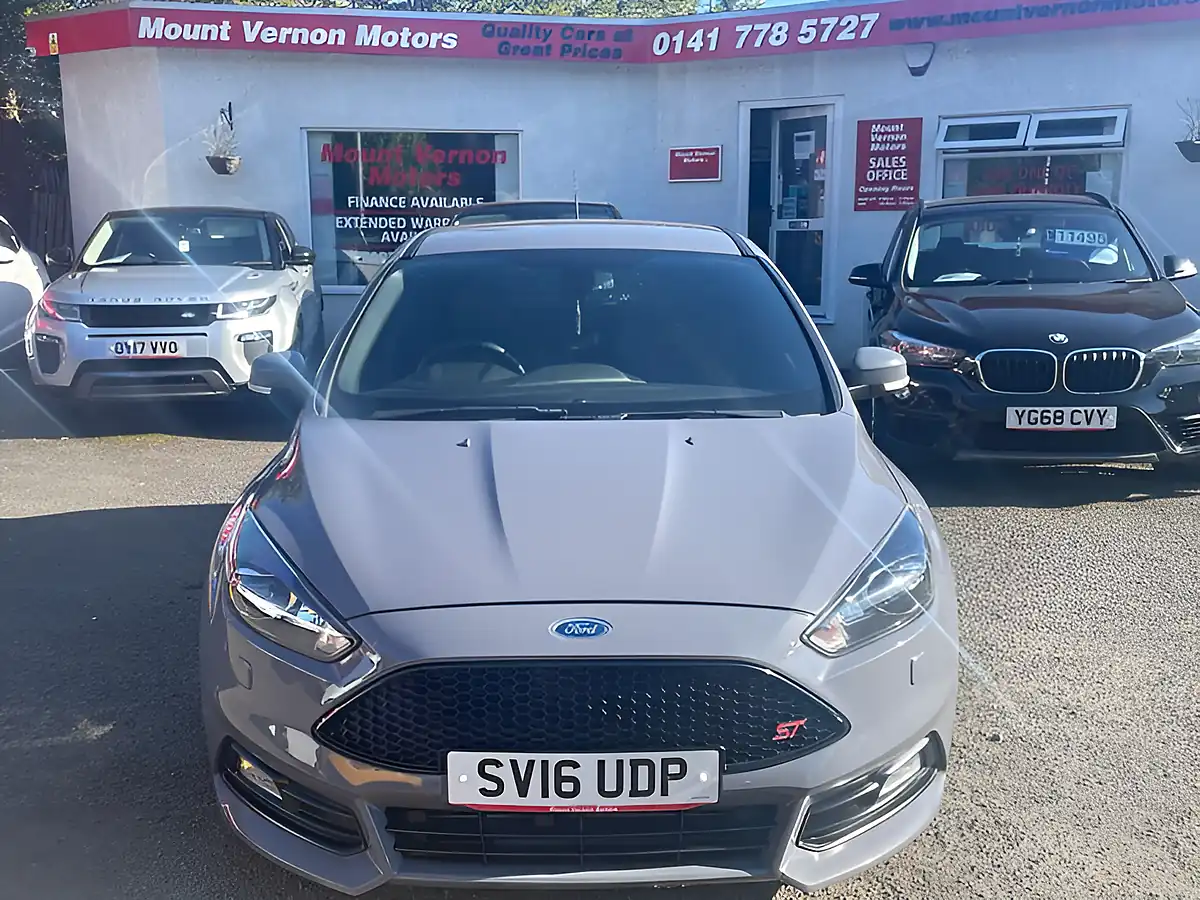 Used 2016 Ford Focus ST-3 Grey - Interior and Exterior details 10