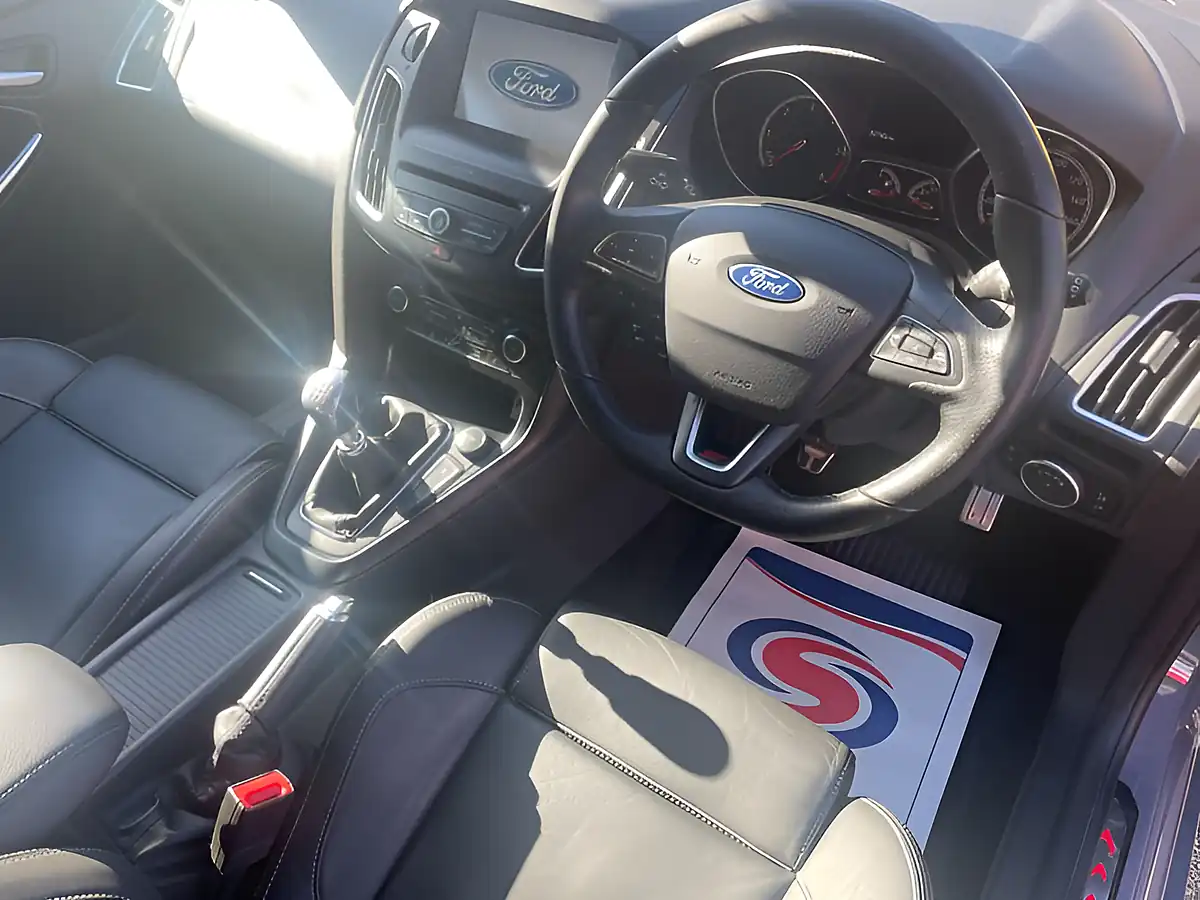 Used 2016 Ford Focus ST-3 Grey - Interior and Exterior details 12