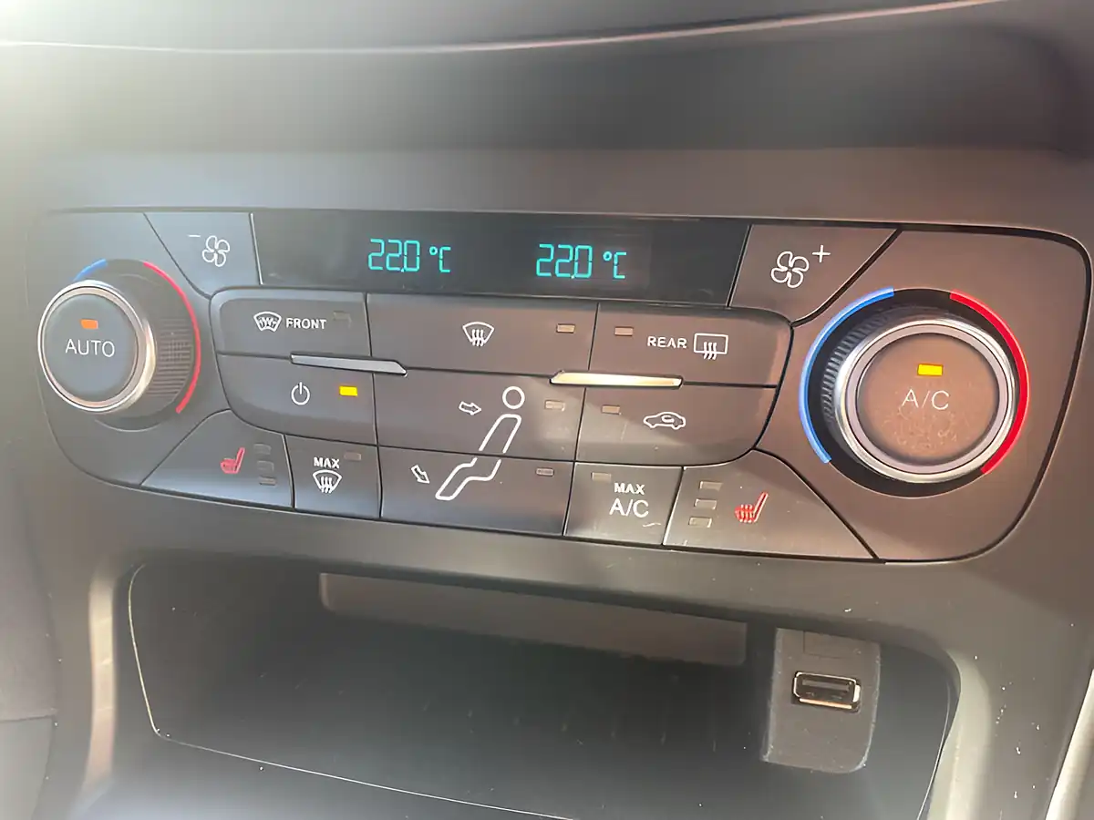 Used 2016 Ford Focus ST-3 Grey - Interior and Exterior details 16