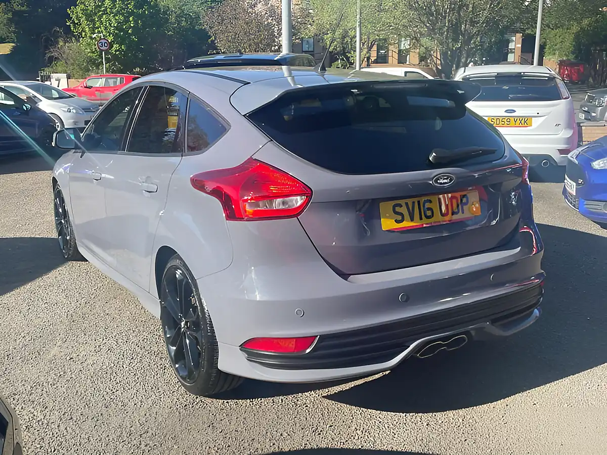 Used 2016 Ford Focus ST-3 Grey - Interior and Exterior details 6