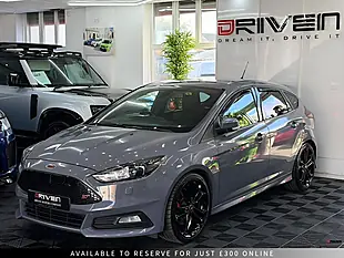 Used 2016 Ford Focus ST-3 Nardo Grey - Interior and Exterior details 7