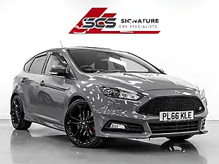 Used 2016 Ford Focus ST-3 Stealth Grey - Interior and Exterior details 20