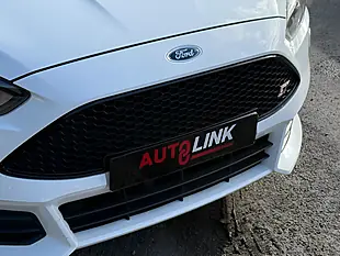 Used 2016 Ford Focus ST-3 White - Interior and Exterior details 6