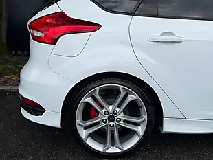 Used 2016 Ford Focus ST-3 White - Interior and Exterior details 13