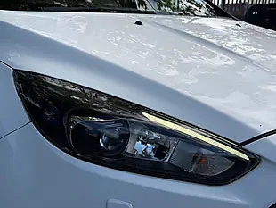 Used 2016 Ford Focus ST-3 White - Interior and Exterior details 8