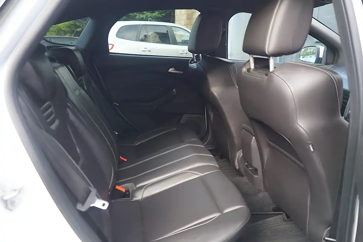 Used 2016 Ford Focus ST-3 White - Interior and Exterior details 16