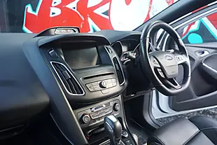 Used 2016 Ford Focus ST-3 White - Interior and Exterior details 20
