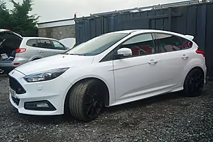 Used 2016 Ford Focus ST-3 White - Interior and Exterior details 9