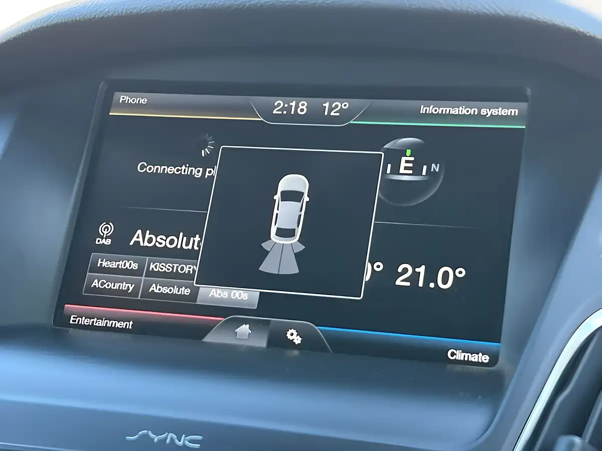 Used 2016 Ford Focus ST-3 White - Interior and Exterior details 18
