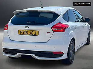 Used 2016 Ford Focus ST-3 White - Interior and Exterior details 6