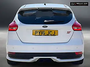 Used 2016 Ford Focus ST-3 White - Interior and Exterior details 7