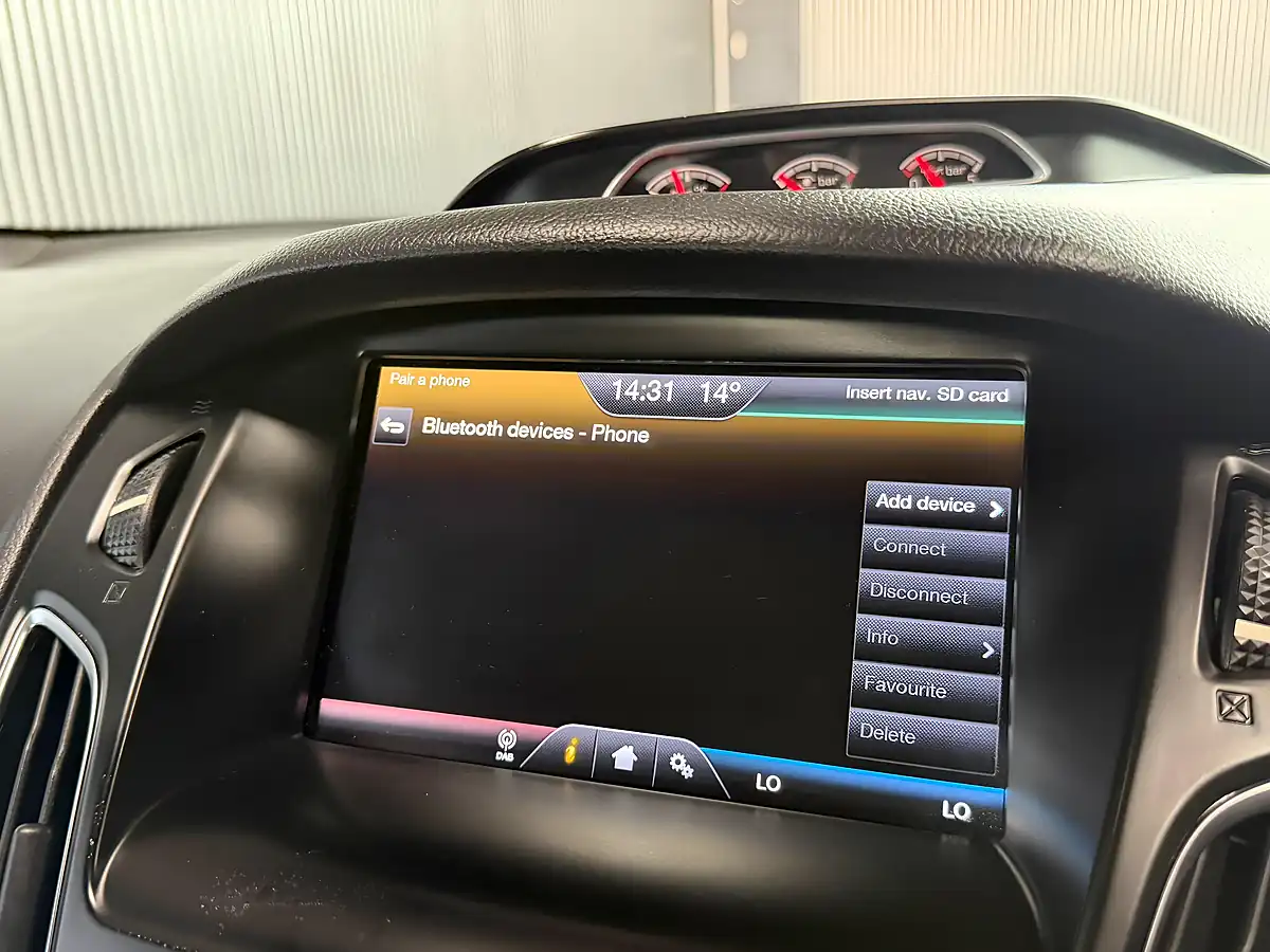 Used 2016 Ford Focus ST-3 Yellow - Interior and Exterior details 16