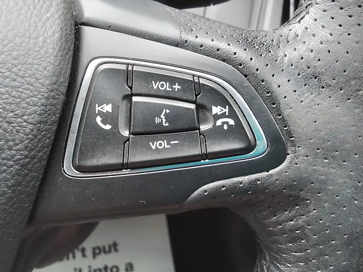 Used 2016 Ford Focus ST-Line Black - Interior and Exterior details 17