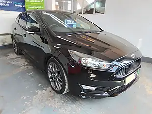 Used 2016 Ford Focus ST-Line Black - Interior and Exterior details 2