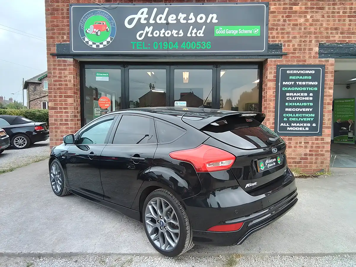 Used 2016 Ford Focus ST-Line Black - Interior and Exterior details 20