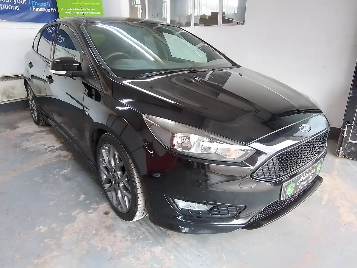 Used 2016 Ford Focus ST-Line Black - Interior and Exterior details 3