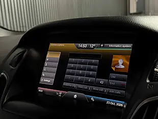 Used 2016 Ford Focus ST-Line Blue - Interior and Exterior details 19