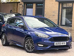 Used 2016 Ford Focus ST-Line Blue - Interior and Exterior details 11