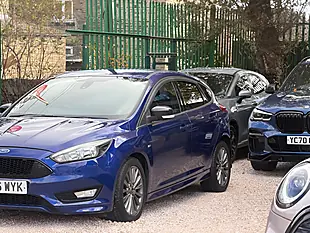 Used 2016 Ford Focus ST-Line Blue - Interior and Exterior details 7