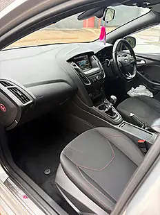 Used 2016 Ford Focus ST-Line Silver - Interior and Exterior details 11