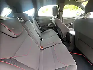 Used 2016 Ford Focus ST-Line White - Interior and Exterior details 10