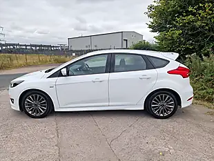 Used 2016 Ford Focus ST-Line White - Interior and Exterior details 3