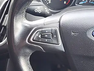 Used 2016 Ford Focus Style Blue - Interior and Exterior details 14