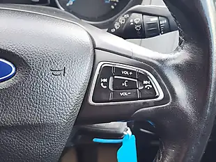 Used 2016 Ford Focus Style Blue - Interior and Exterior details 15