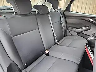 Used 2016 Ford Focus Style Blue - Interior and Exterior details 16
