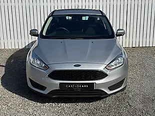 Used 2016 Ford Focus Style Silver - Interior and Exterior details 3
